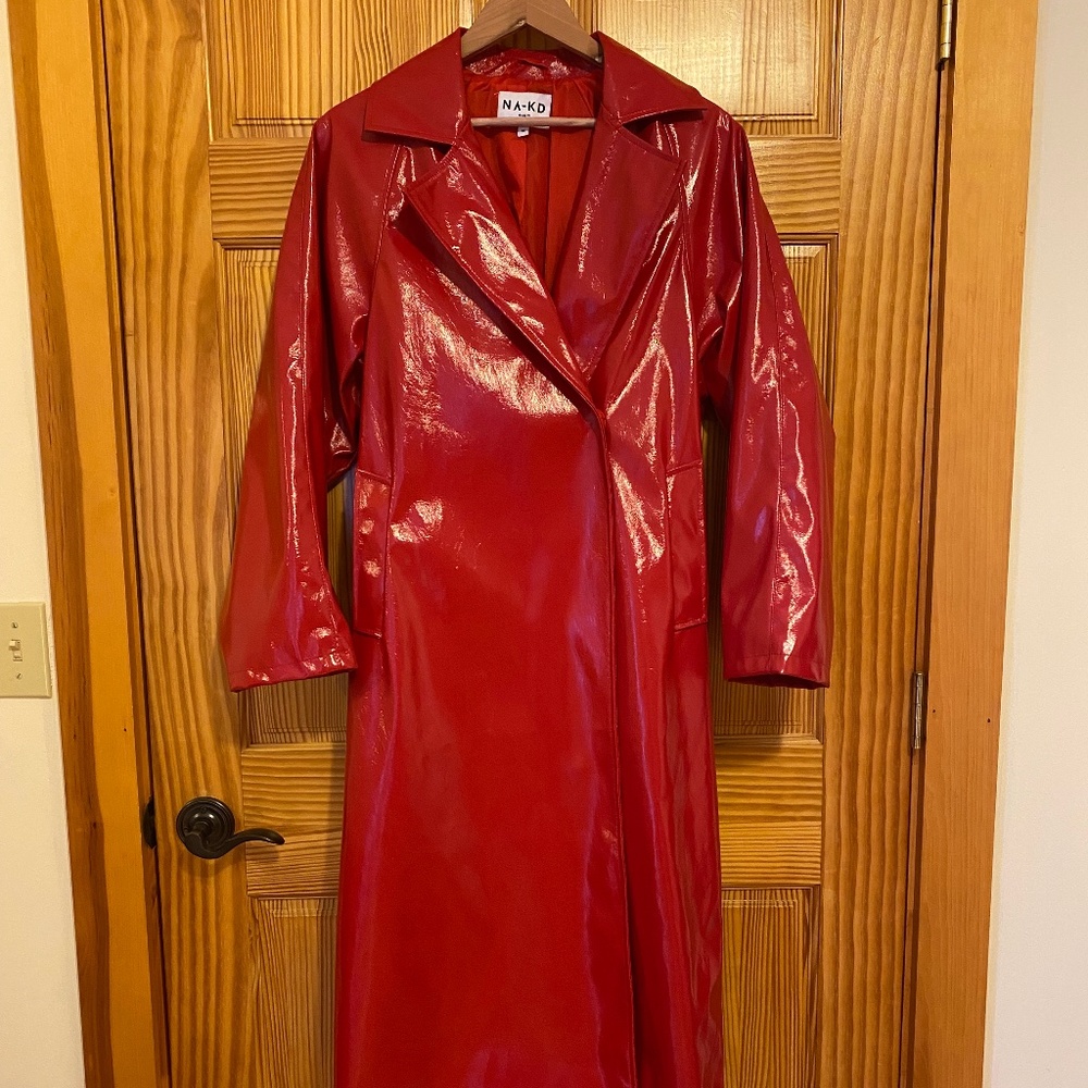 NA-KD Oversized Shiny Pu Belted Trenchcoat, EU36